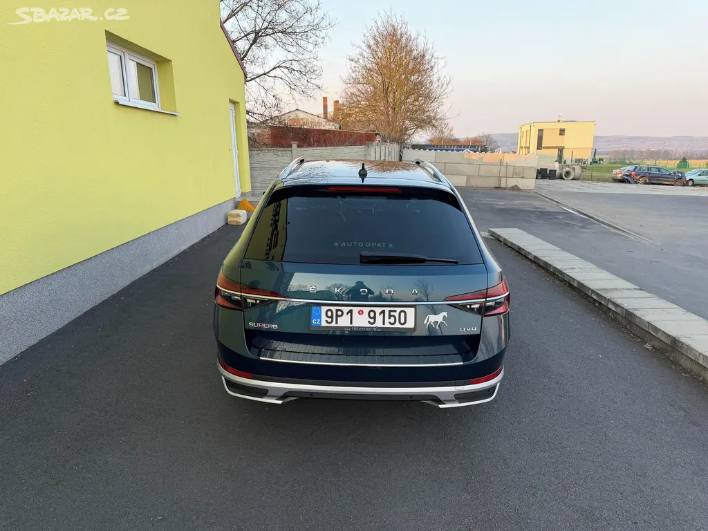 Škoda Superb, SCOUT, 4x4 - fotka 6