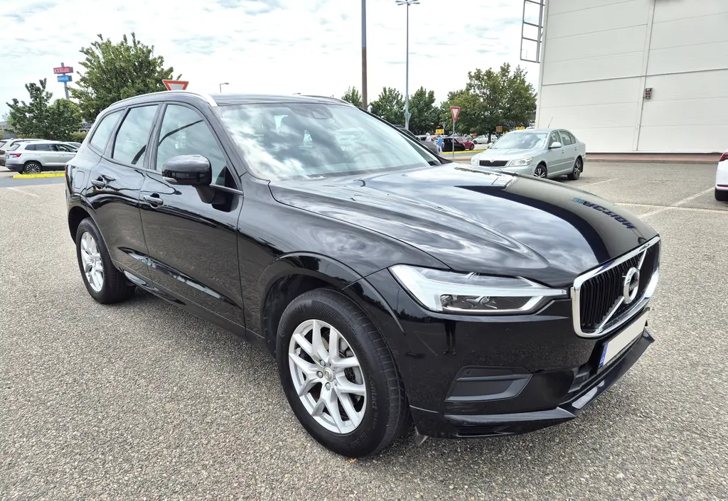 Volvo XC60, D4 140KW 1.MAJITEL MANUÁL - fotka 3