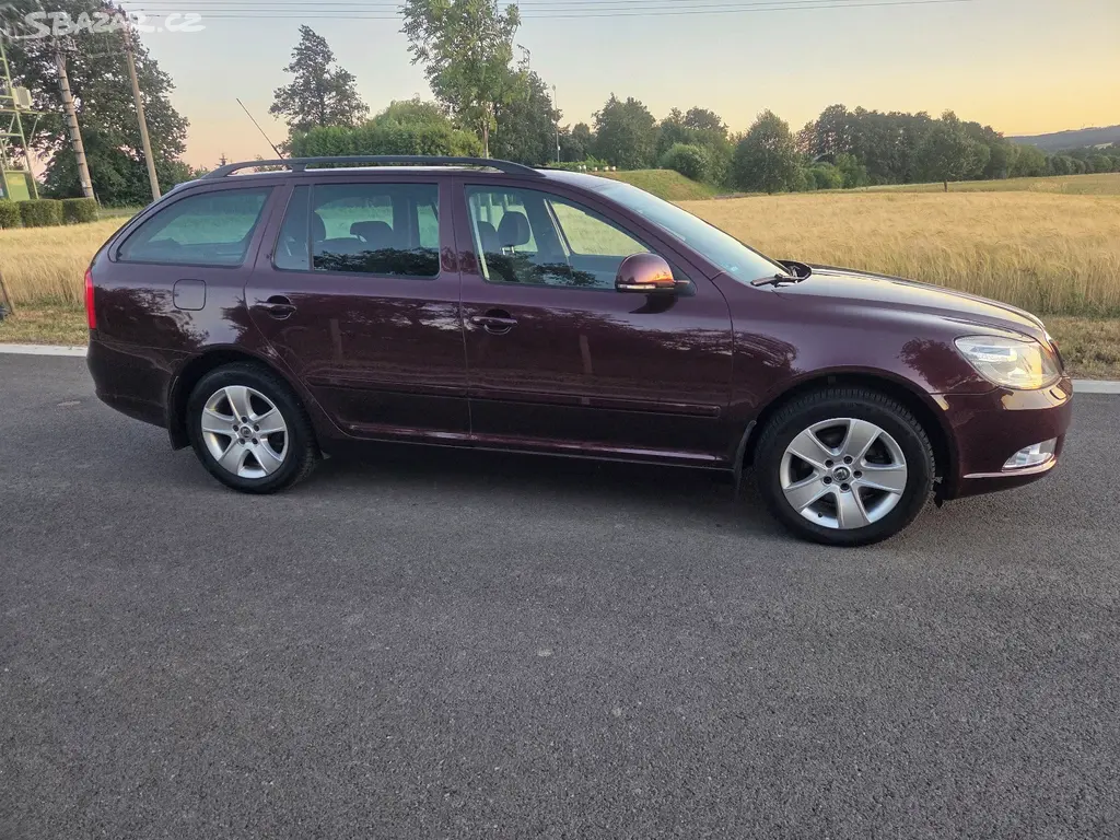 Škoda Octavia II facelift 1.4 tsi DSG SOUND - fotka 4