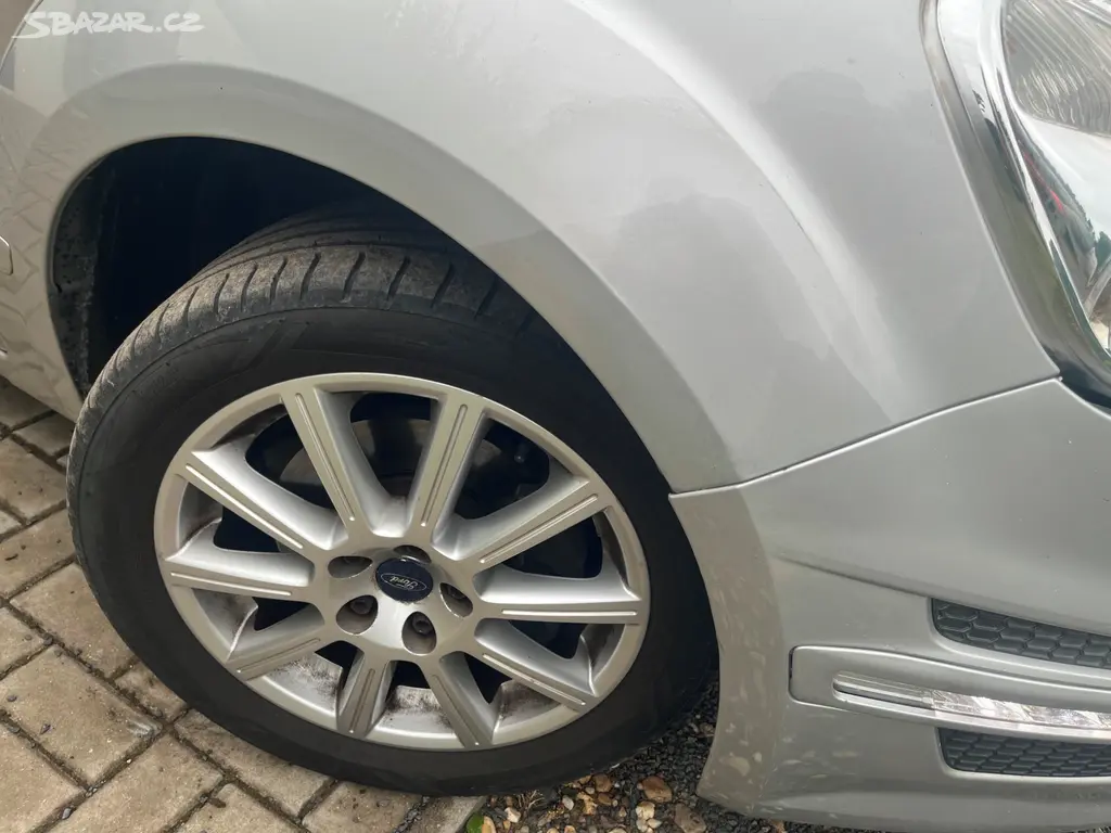 Ford S-max 2.0i rok 2010, 7mist tazne,po rozvodech - fotka 6