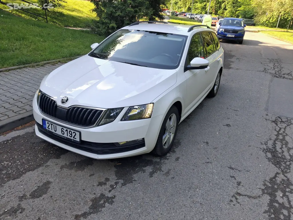 Prodám Škodu Octavia III G-TEC 1.5 tsi 96kw DSG - fotka 4