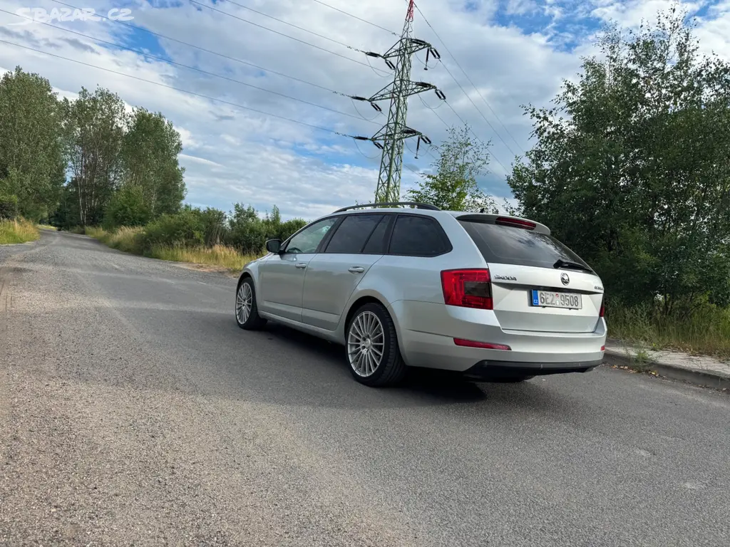 Škoda Octavia lll - 1.4TSI + CNG - fotka 6