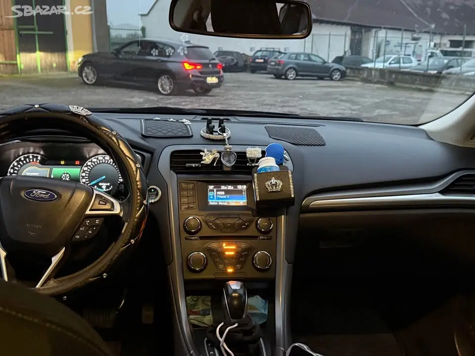 PRODÁM FORD MONDEO MK5 2.0 TDCI 110 KW AUTOMAT. - fotka 6