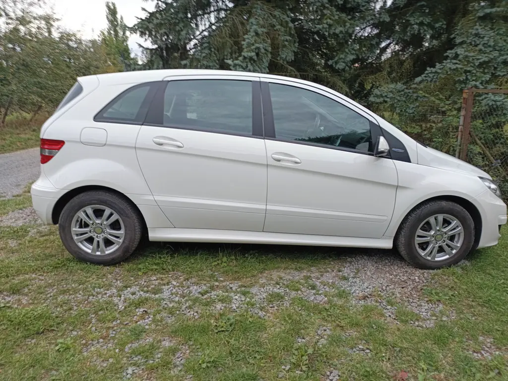 Mercedes Benz - fotka 3