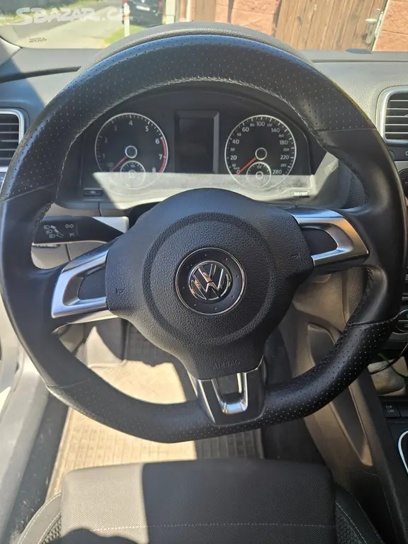 Prodám Volkswagen Scirocco, 1.4 TSI 2009 - fotka 6