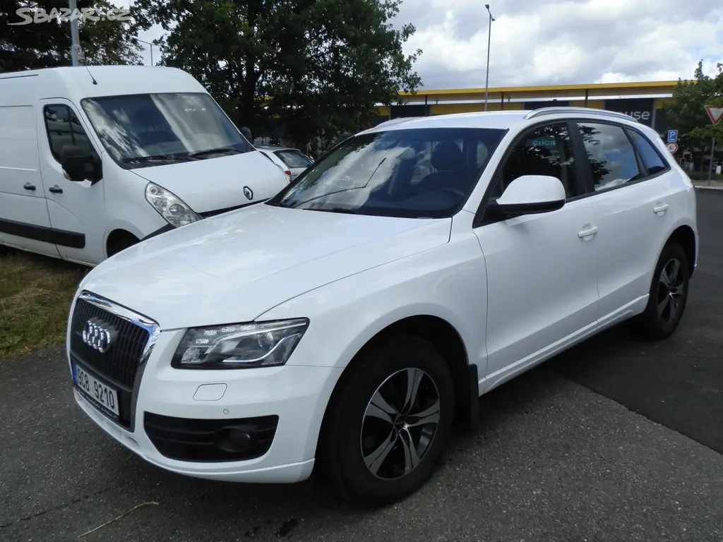 Audi Q5 2,0 TDi quattro, 4x4 - Automat