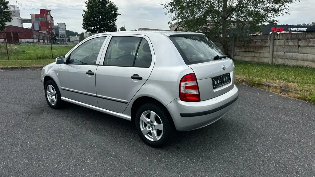 ŠKODA FABIA 1.4 16V - fotka 2