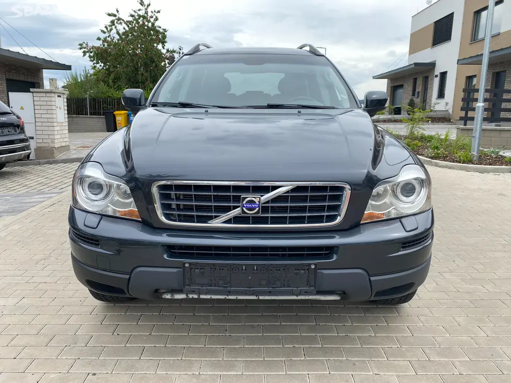 Volvo XC90 2.4D, 136 kW, 4x4, r. 2009, kůže, tažné - fotka 4