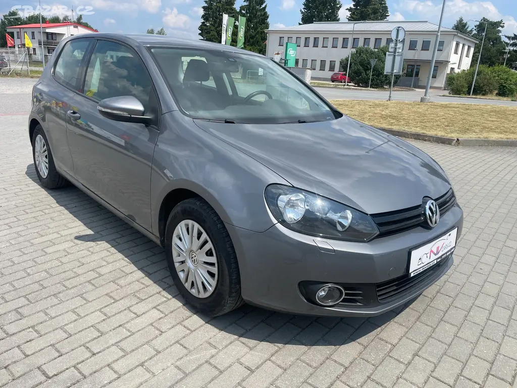 Volkswagen Golf 1,4 MPi 59kw Klima ESP 2009 - fotka 6