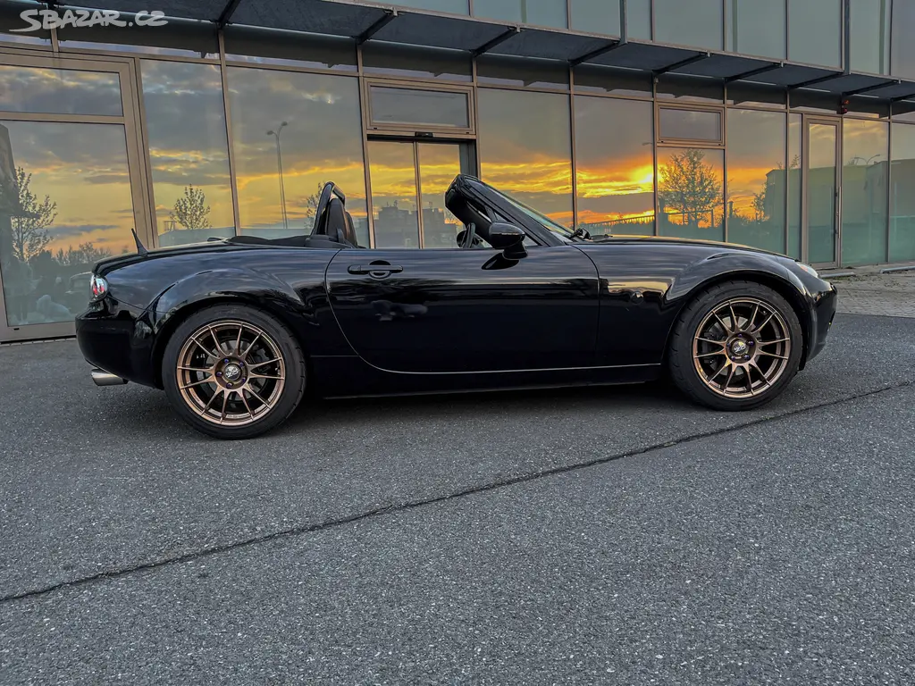 Mazda MX-5 NC 2.0, manuál, r.v. 2006
