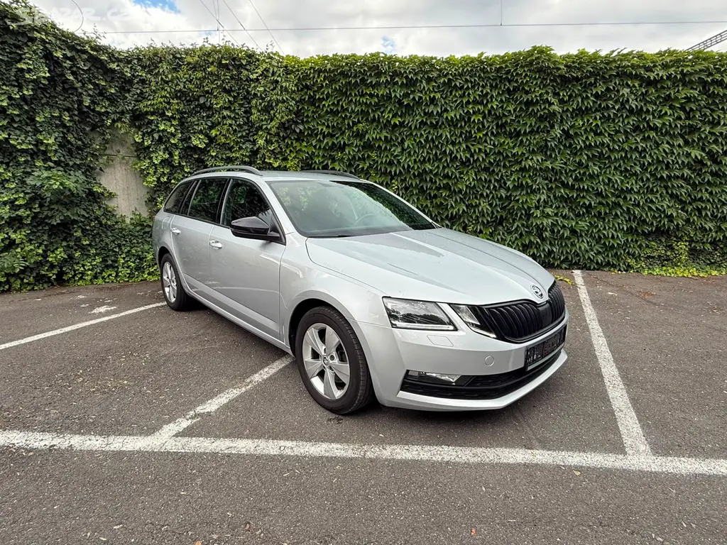 Škoda Octavia 3 STYLE 2.0TDI DSG/Virtual//2021 - fotka 5