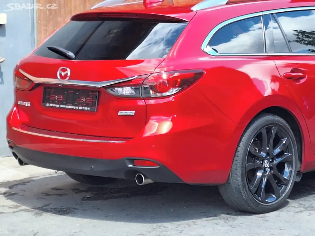 MAZDA 6, 2,2D Sports-Line bila kuze MAX VYBAVA - fotka 6