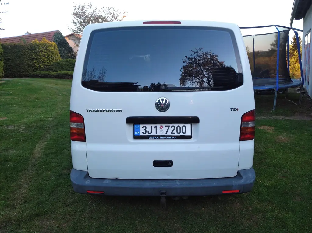 VW Transporter 2,5tdi 96kw 2004 - fotka 5