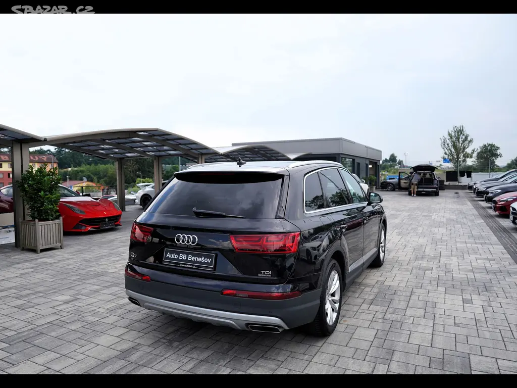Audi Q7, 3.0 TDI 200 kW/Q/7míst - fotka 6