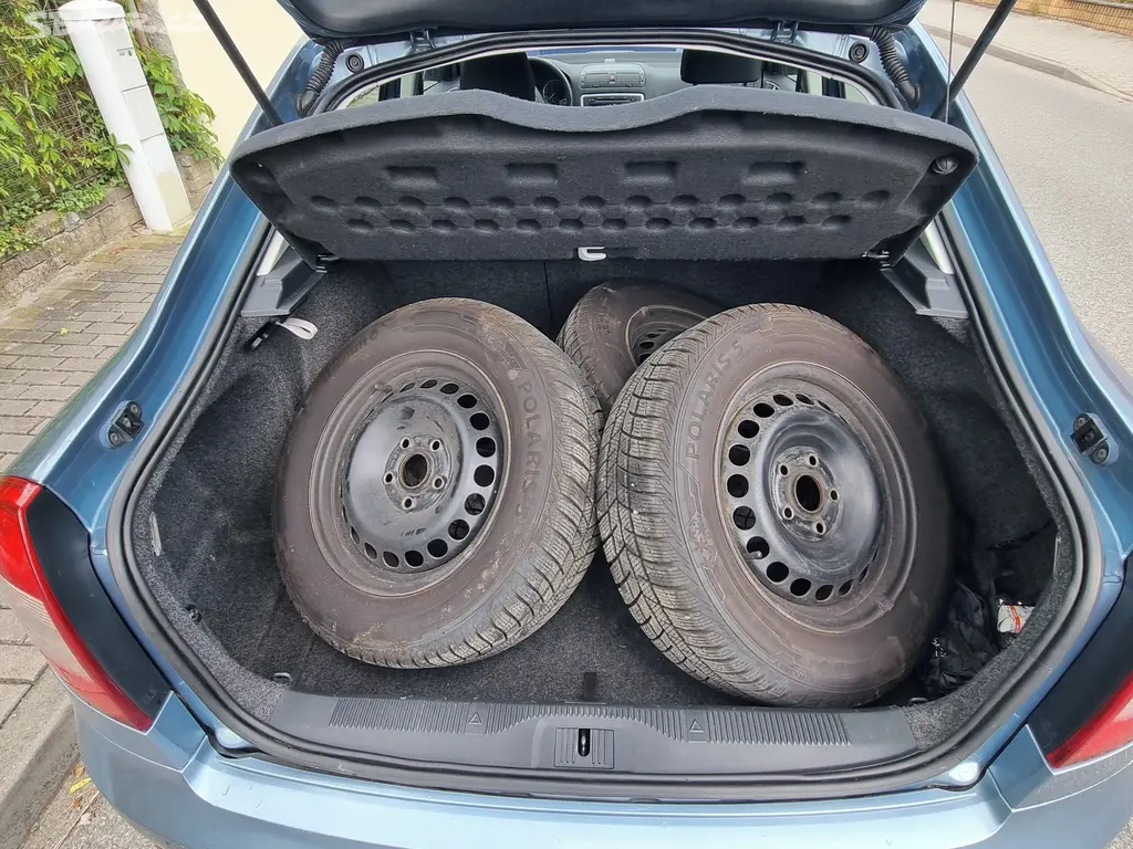 ŠKODA OCTAVIA 1.9 TDI, 2010 - fotka 5