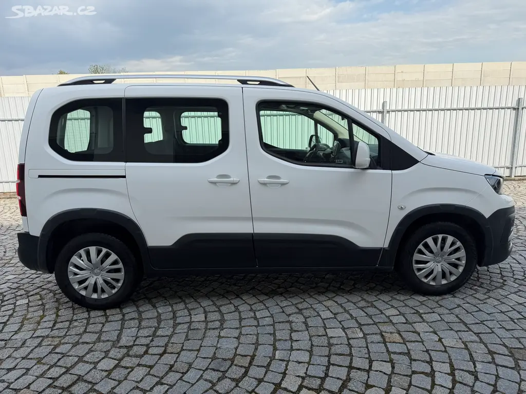 Peugeot Rifter 1.2 PureTech 81 kW | 2020 |TOP STAV - fotka 4