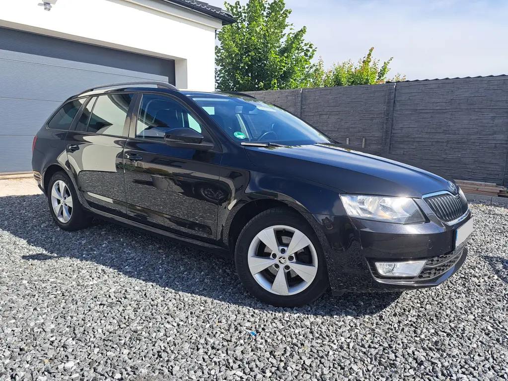 Škoda Octavia III 1.6 tdi, tažné, 05/2015