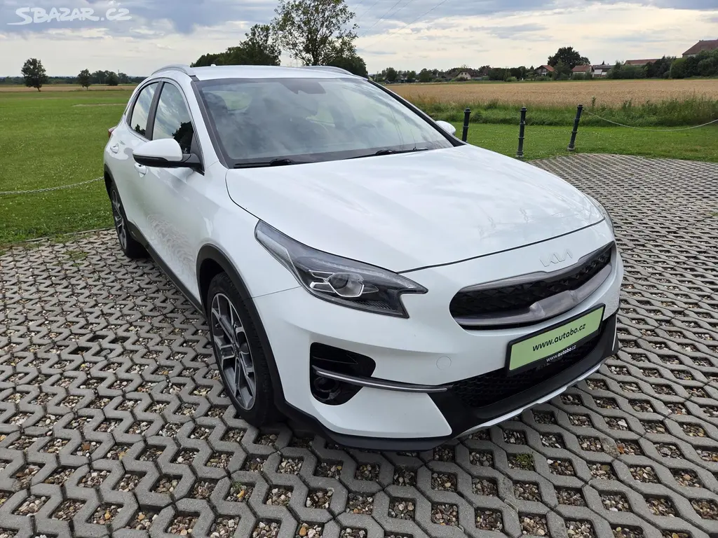 Kia XCee´d, Plug-in-Hybrid, 1.6 GDI, DPH - fotka 3