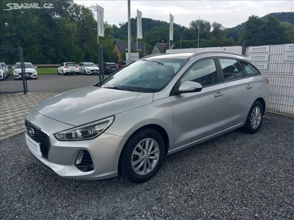 Hyundai i30, 1,0 T-GDI Best of Czech kombi - fotka 3
