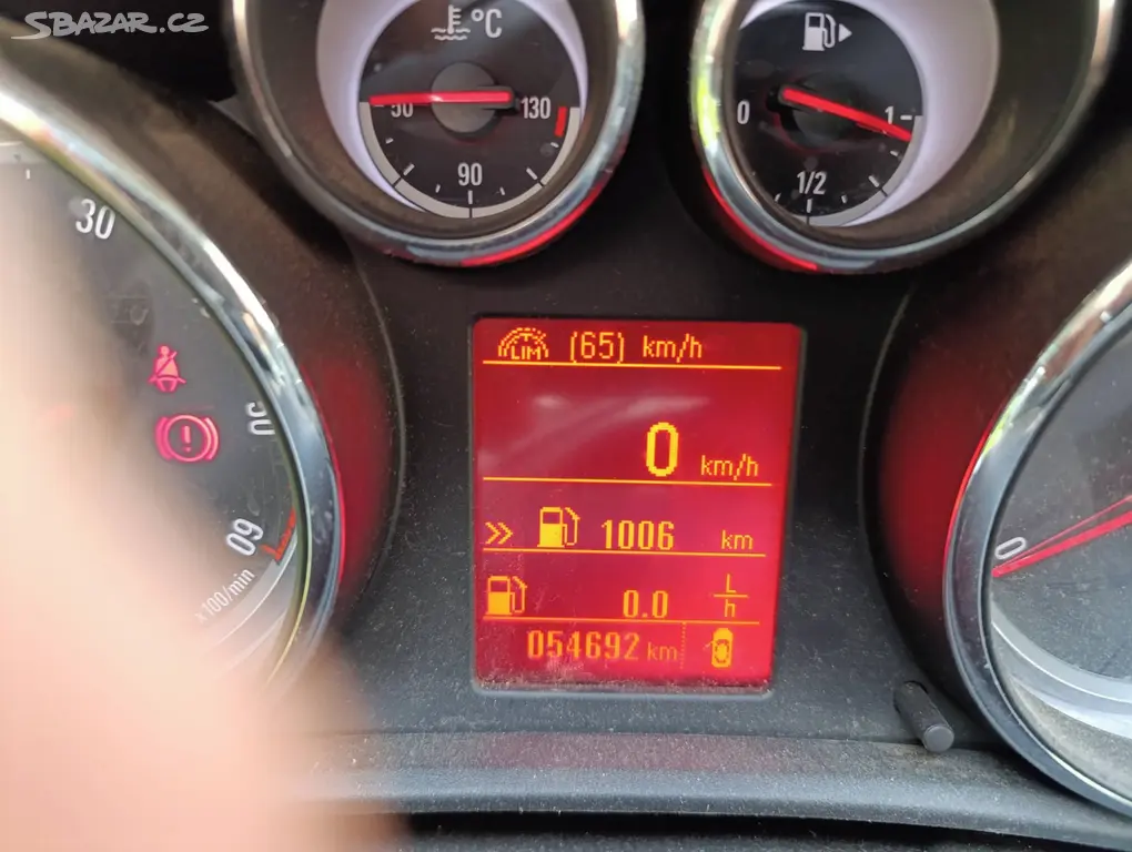 OPEL ASTRA J SEDAN DIESEL - fotka 5
