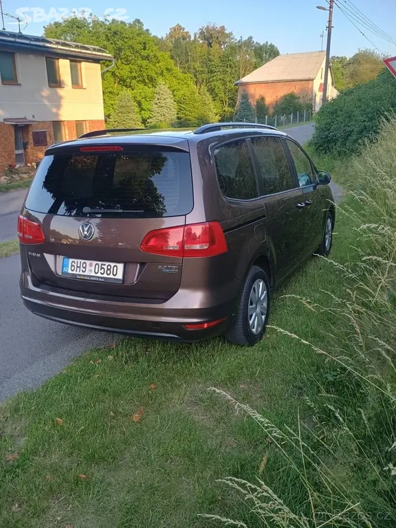Volkswagen Sharan 2,0 TDI 103kW provozovaný ČR - fotka 6