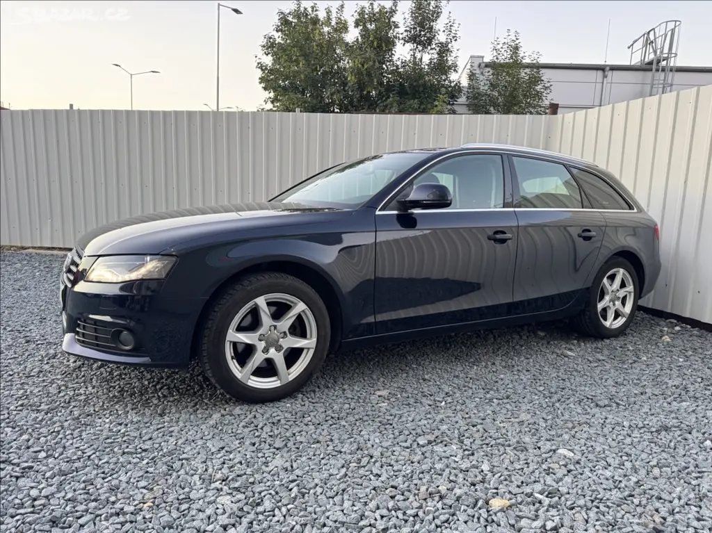 Audi A4, 1,8 TFSi tažné 1.maj původ ČR - fotka 3
