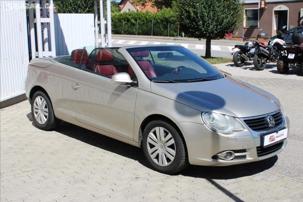 Volkswagen Eos, 2,0 TFSi 110 kW kůže, xenony - fotka 2