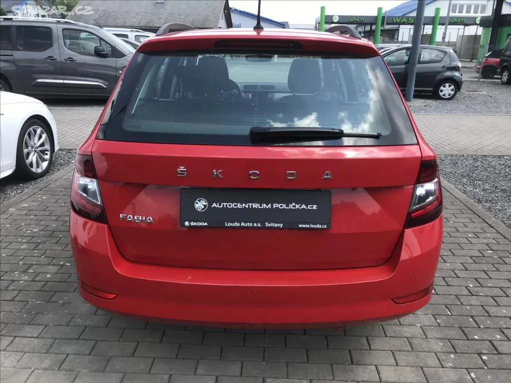 Škoda Fabia, 1,0 - fotka 5