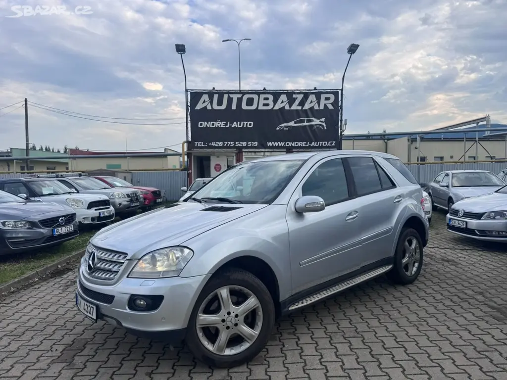 Mercedes-Benz ML, 320 3,0CDI 165KW JINÝ MOTOR