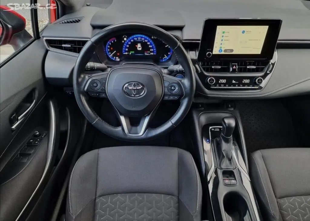 Toyota Corolla, 1.8 Hybrid Comfort, ČR,1.Maj. - fotka 5