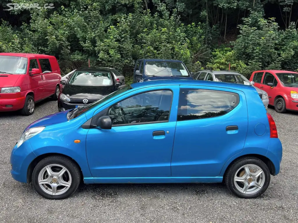 Suzuki Alto 1.0i 50kW klimatizace ABS 2010 - fotka 3