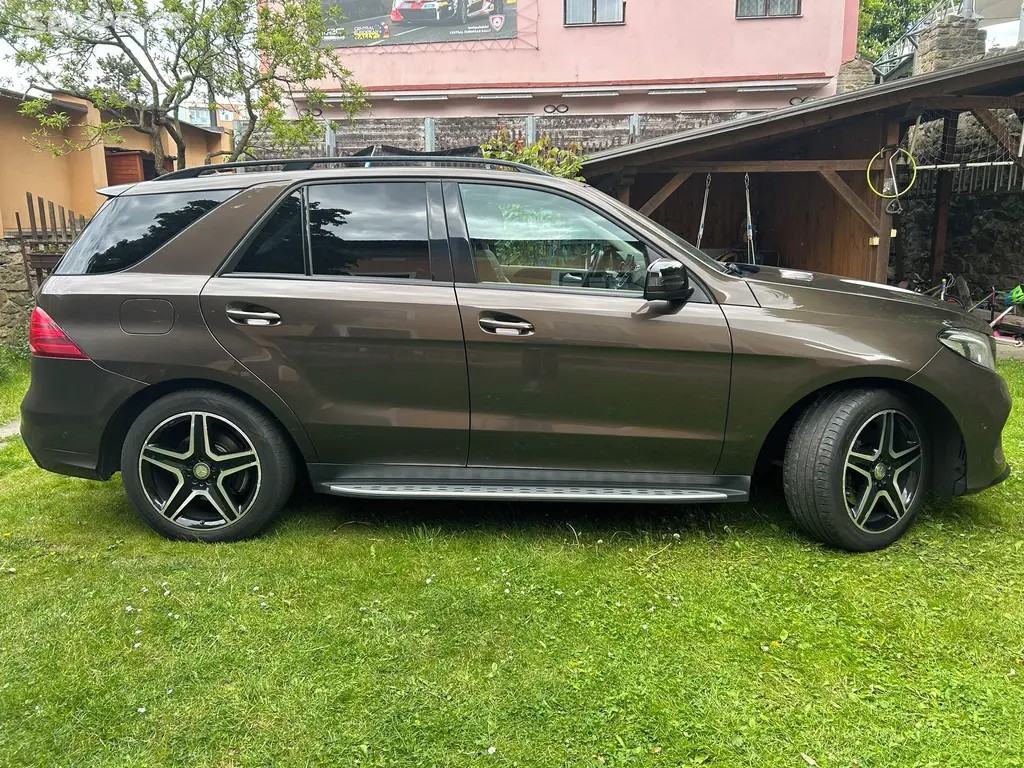 MB 350dAMG,CZ,1maj,DPH,masáž,měchy,panor.,ad.temp - fotka 6