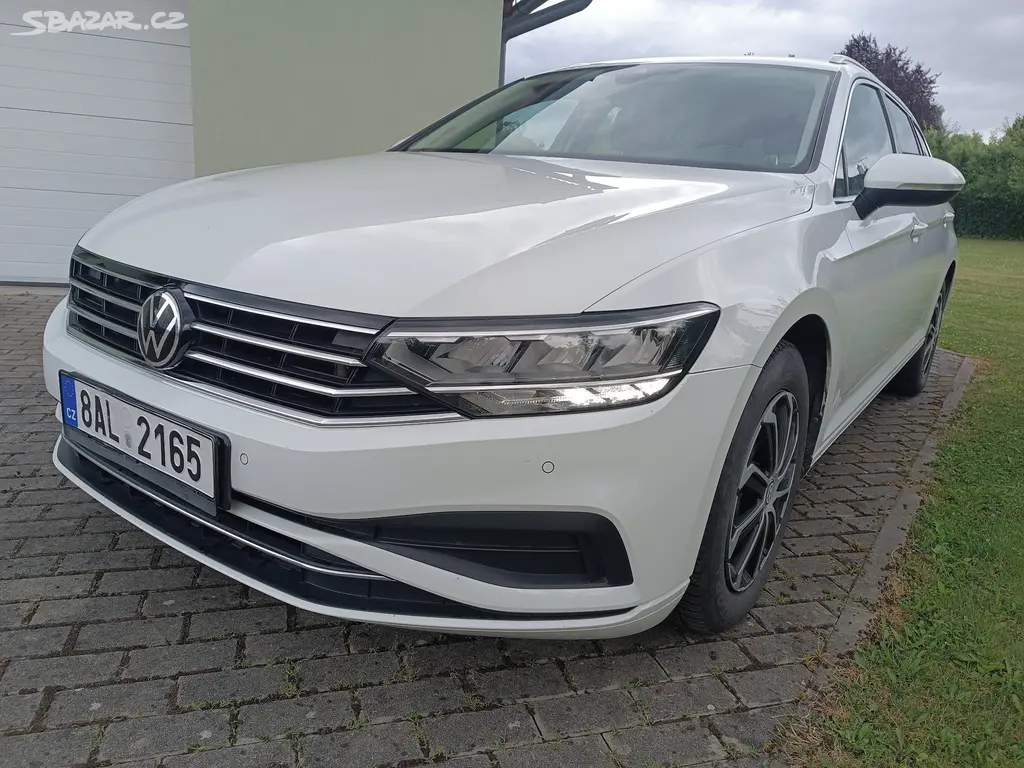 VW Passat Combi B8 Facelift 1,5 TSi 110 kw - fotka 2
