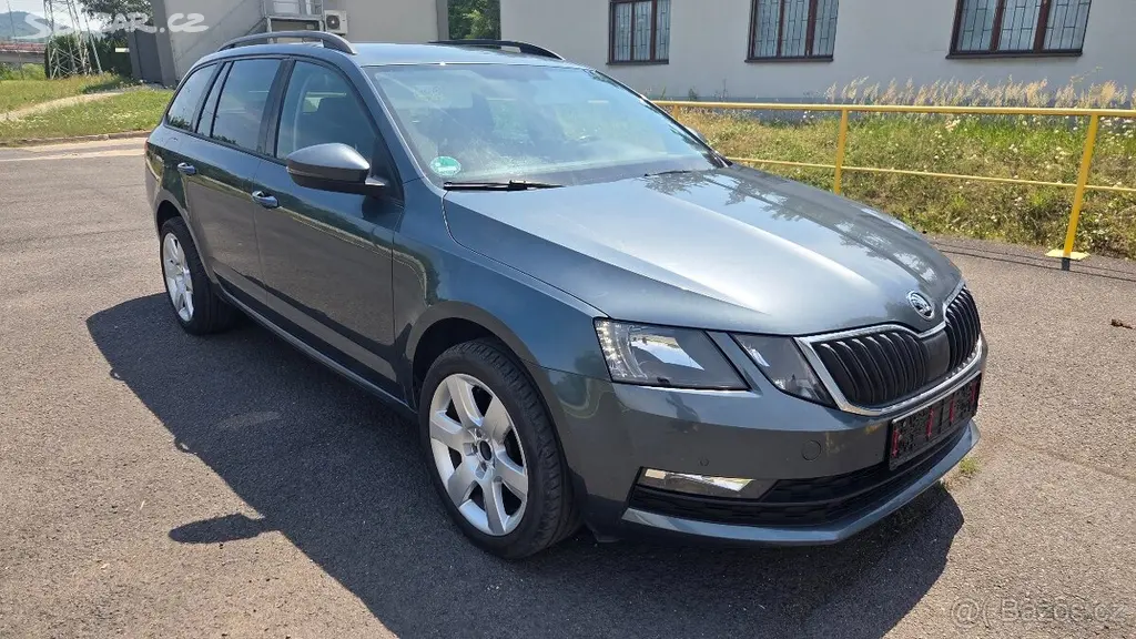 Škoda Octavia 2.0TDi-110kw, DSG, r.v. 6/2017 - fotka 3