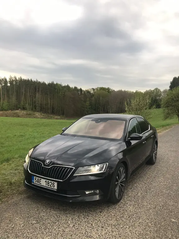 Škoda Superb, 2.0 TDI 140kW L&K 4x4 DSG - fotka 2