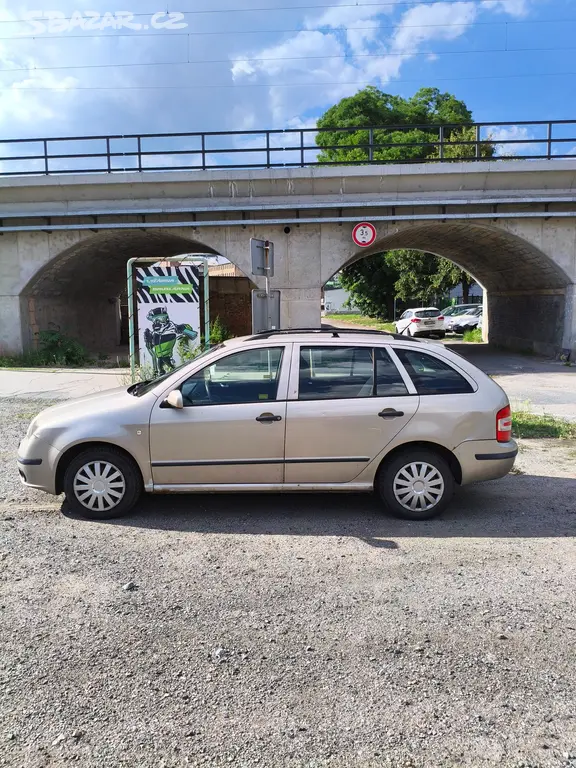 Škoda Fabia Facelift 2006 1.2 47kW - fotka 2