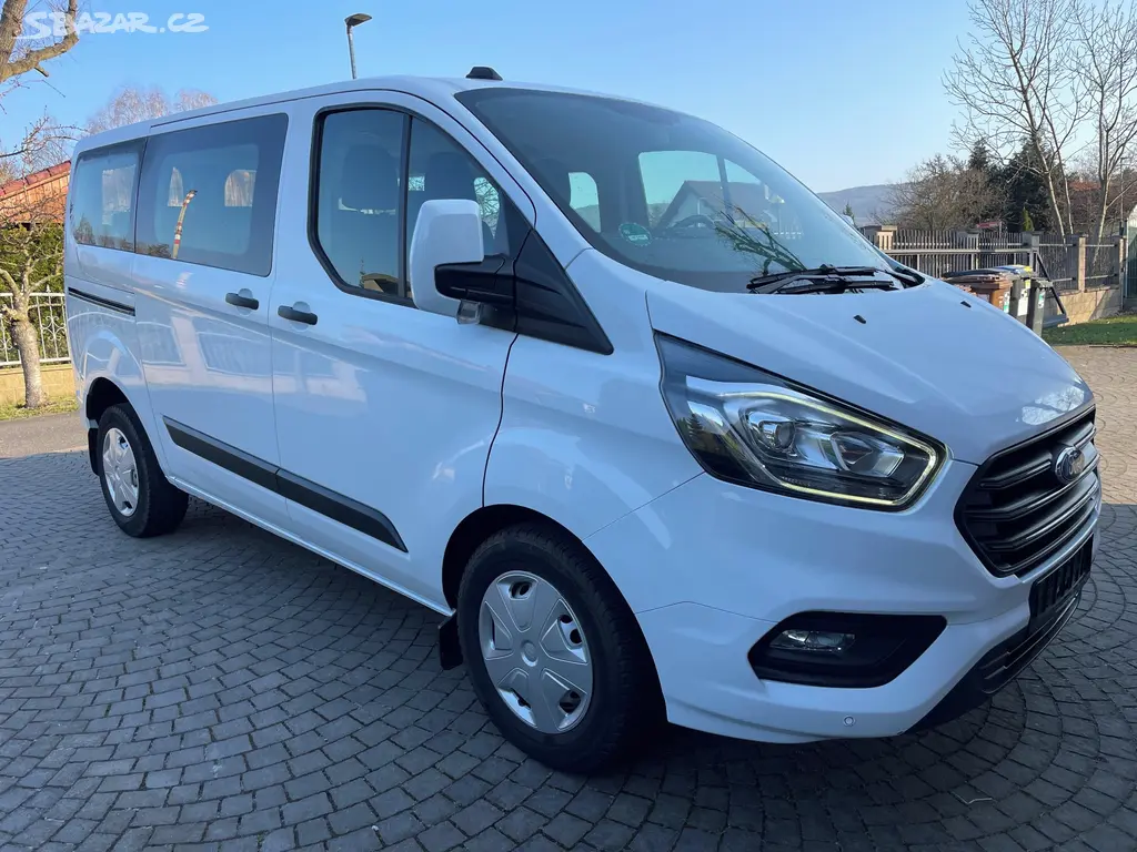 Ford Transit Custom 2,0TDCi 9Míst - fotka 3