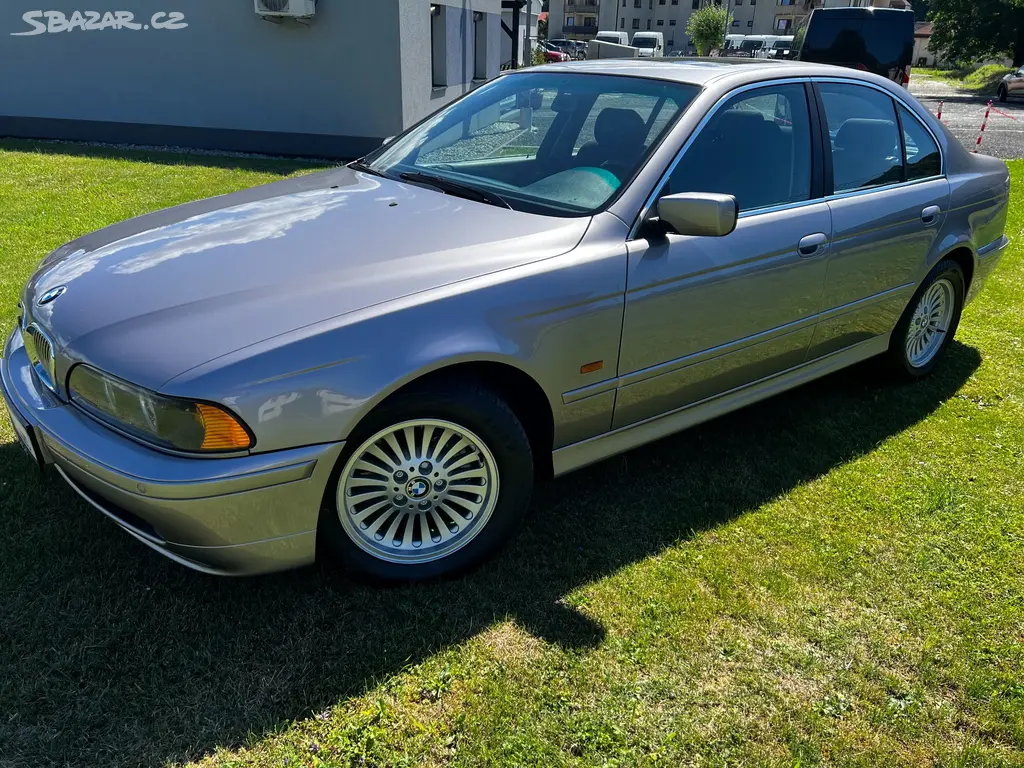 BMW Řada 5 525i 1.MAJITEL AUTOMAT SERVISKA ALU