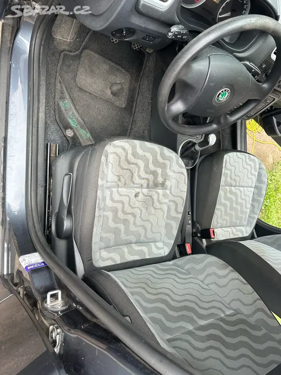 Škoda Fabia II. 1.4 16V - fotka 6
