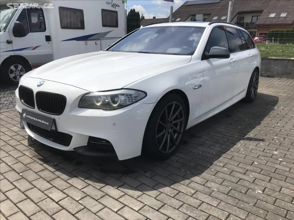 BMW Řada 5, 3,0