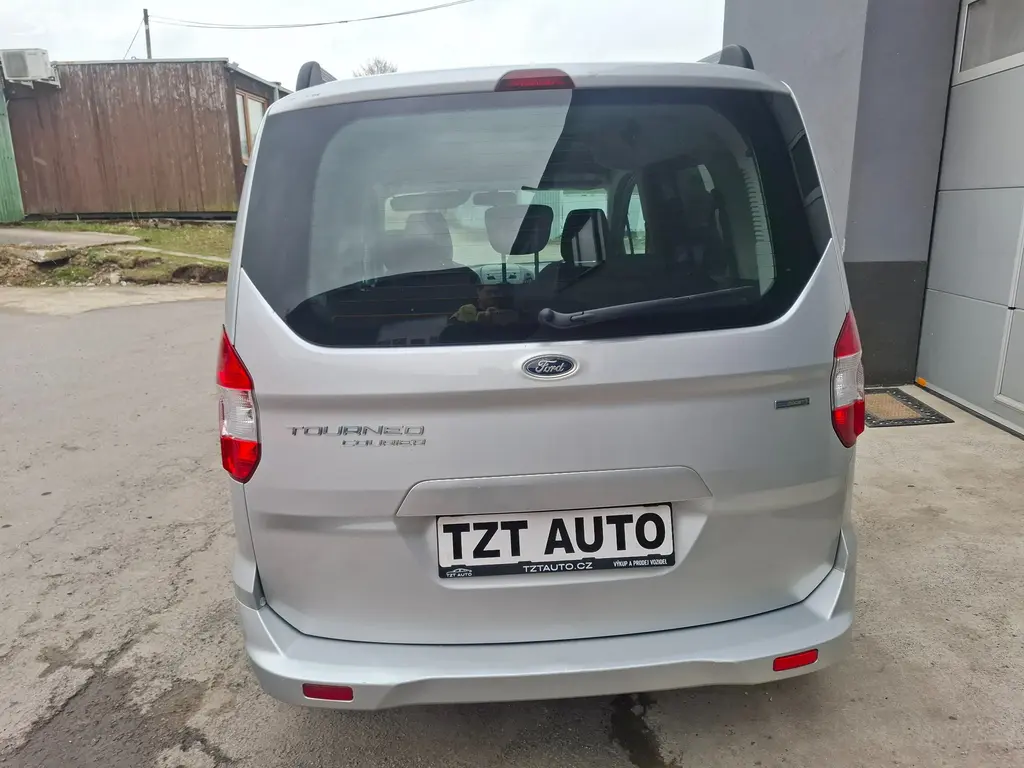 FORD TOURNEO COURIER 1.0-benzin, r.18, 170000km - fotka 4