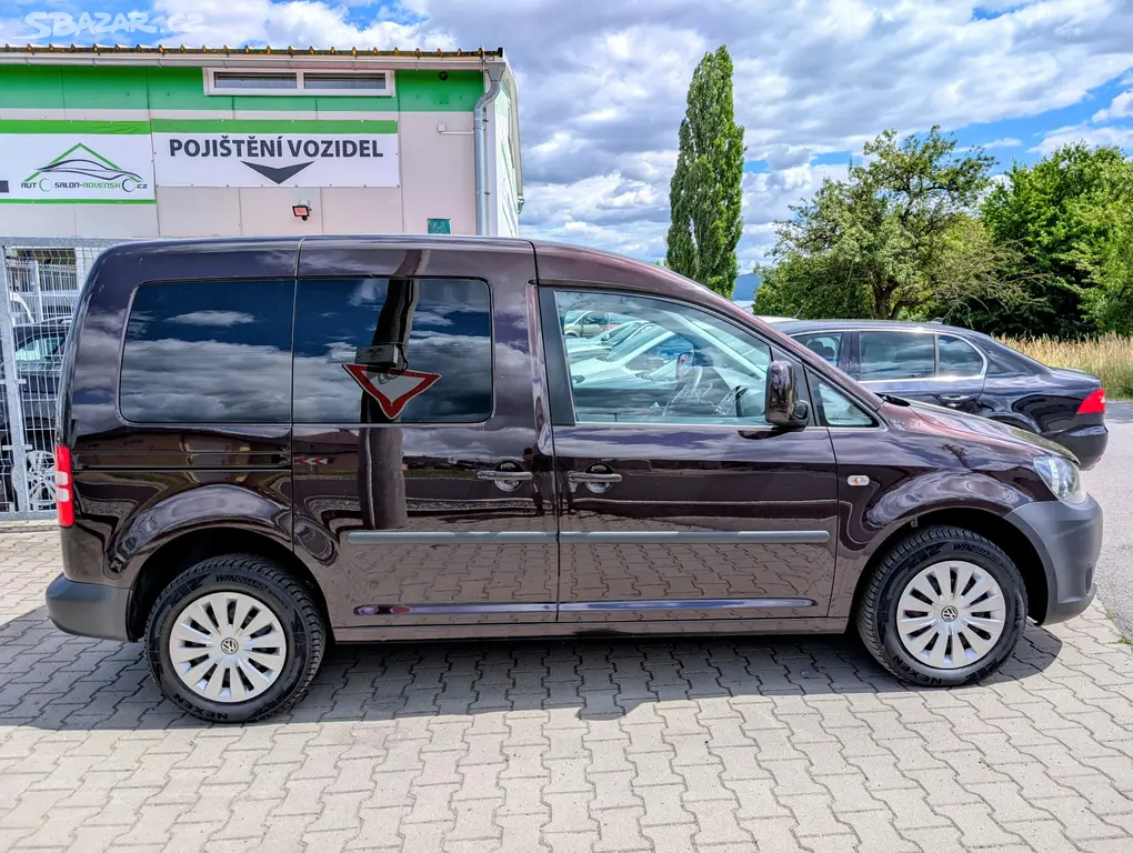 VW CADDY 1.6TDi 55kW 2014 POUZE 188TKM - fotka 5