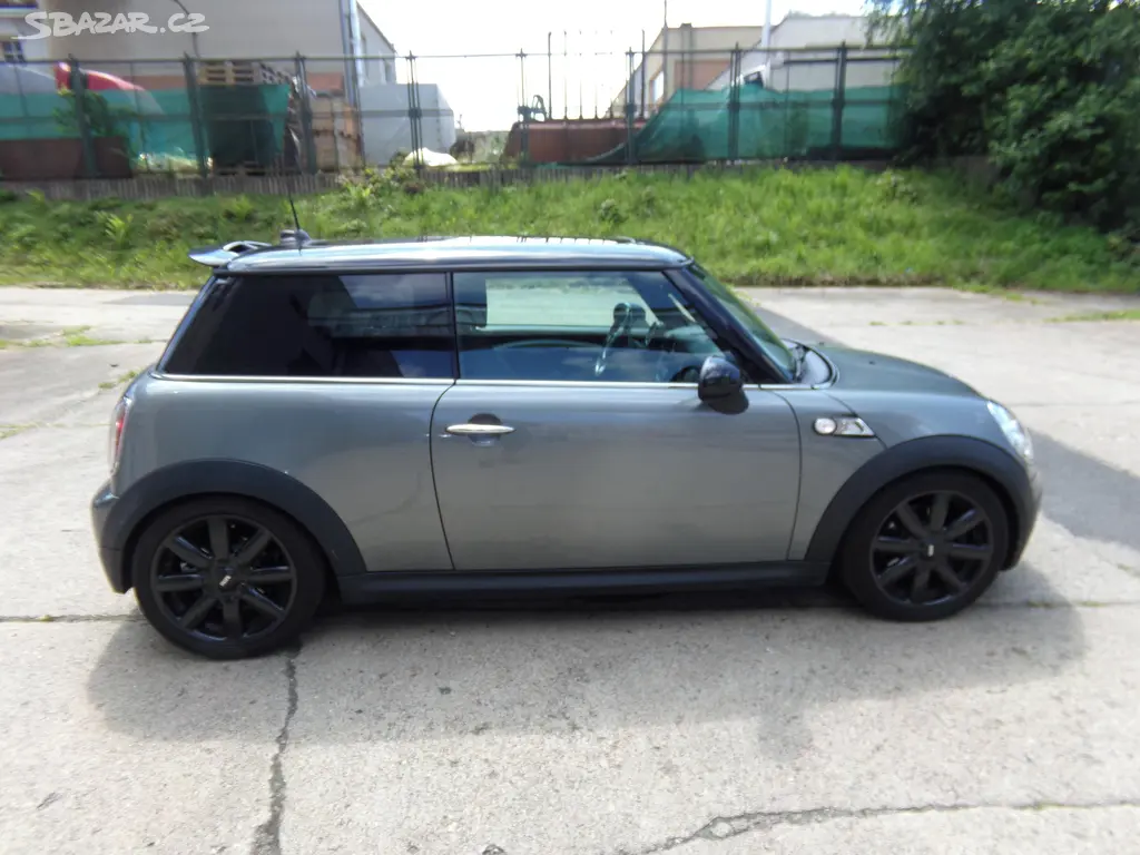 Mini Cooper S, 1.6 John Cooper Works - fotka 4