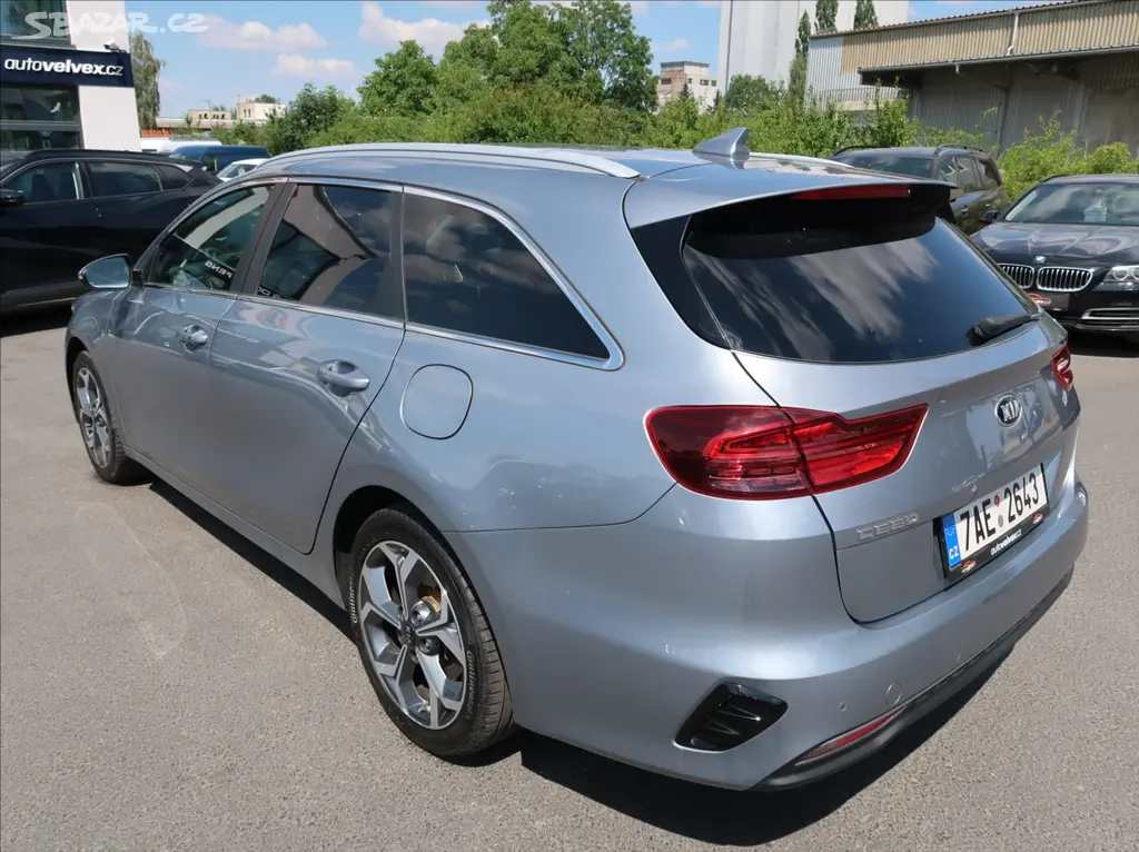 Kia Cee´d, 1,6 CRDi,100kW,Exclusive,ČR - fotka 4