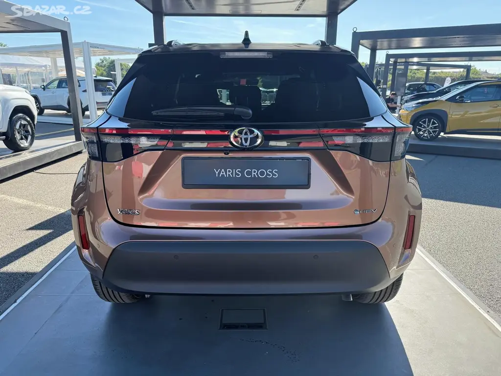 Toyota Yaris Cross, 1.5HEV 130PS Style - fotka 6