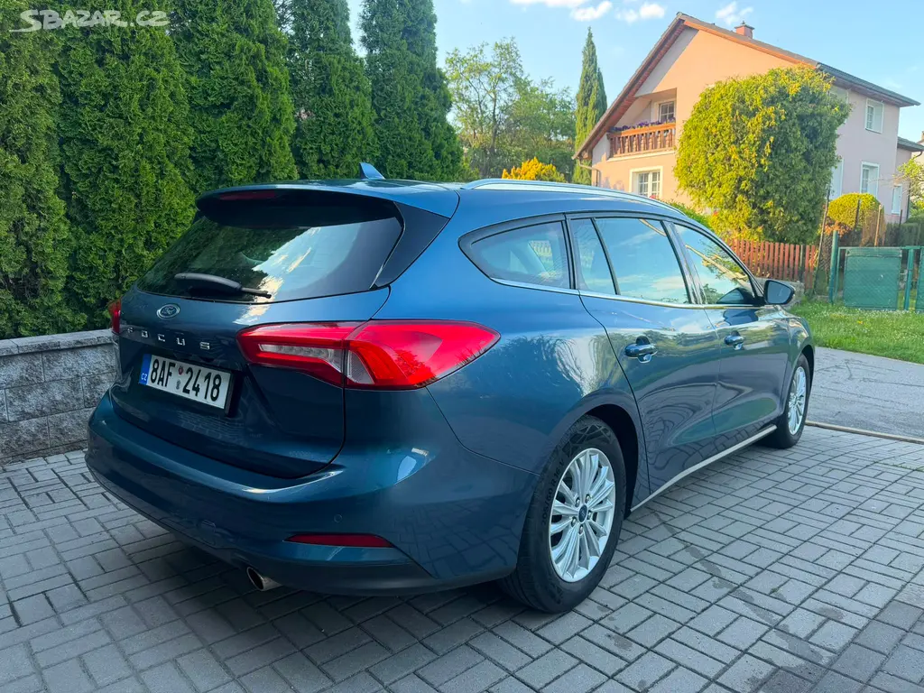 Ford Focus, 1,5-88kw,Titanium,1maj,CZ,DPH - fotka 5