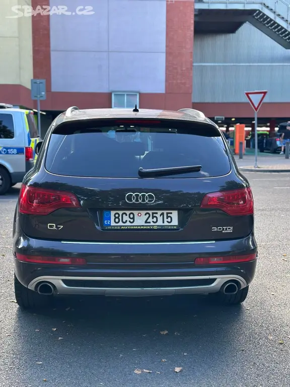 Audi Q7 - fotka 6
