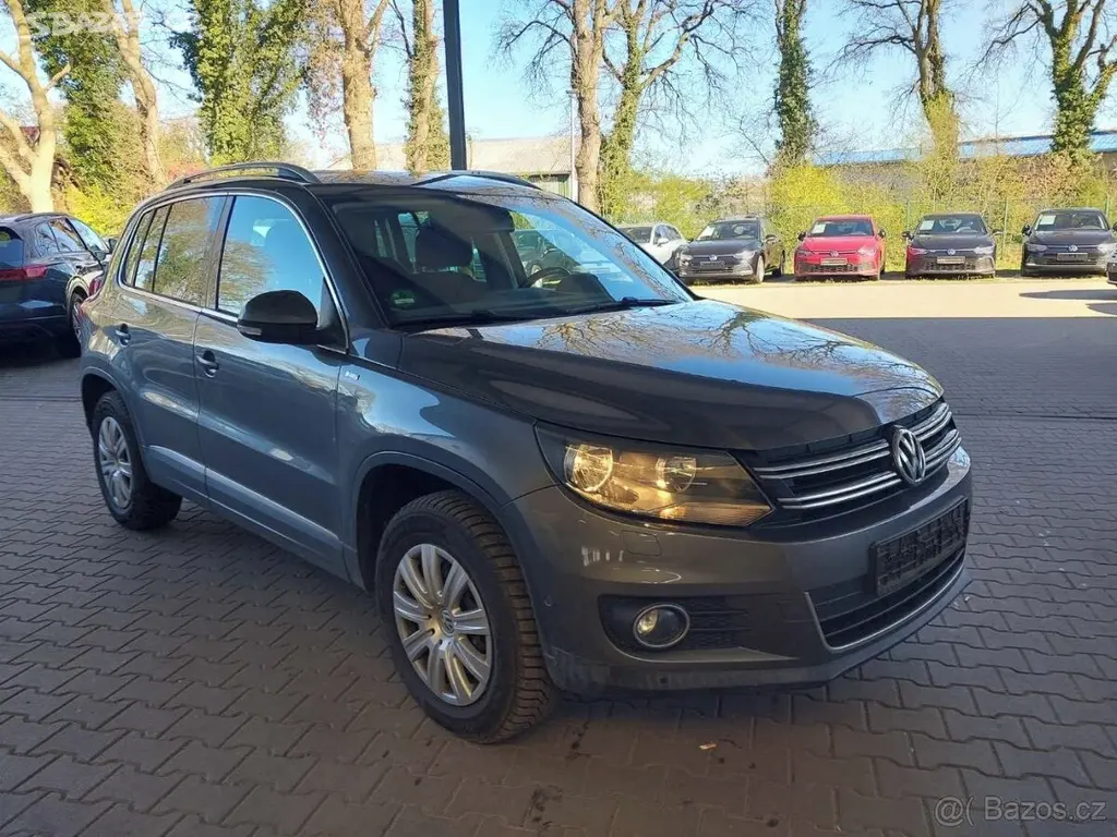 Volkswagen Tiguan, 2.0 Tdi 110KW TAŽNÉ VYHŘ. SEDA - fotka 2
