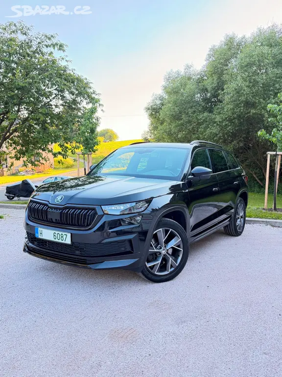 ŠKODA KODIAQ SPORTLINE | 97 TKM | 4x4 DSG MATRIX | - fotka 2