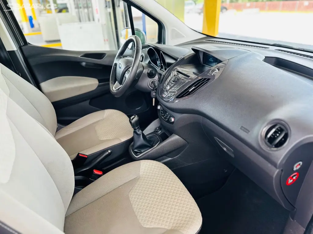Ford Tourneo Courier, 1.6TDCi GARANCE KM - fotka 6